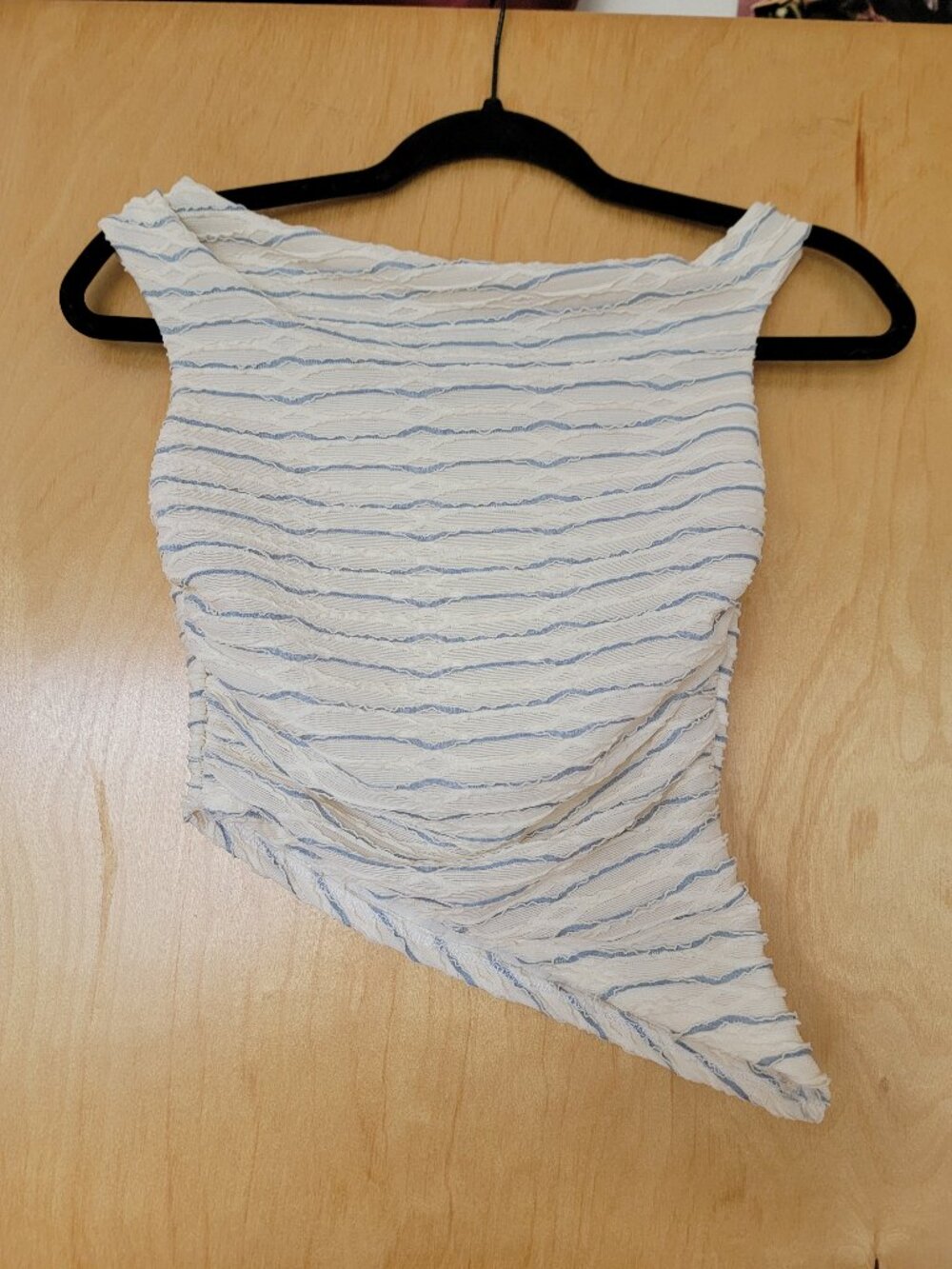 Blue Blush Textured Asymmetrical Stripe Top Sz S